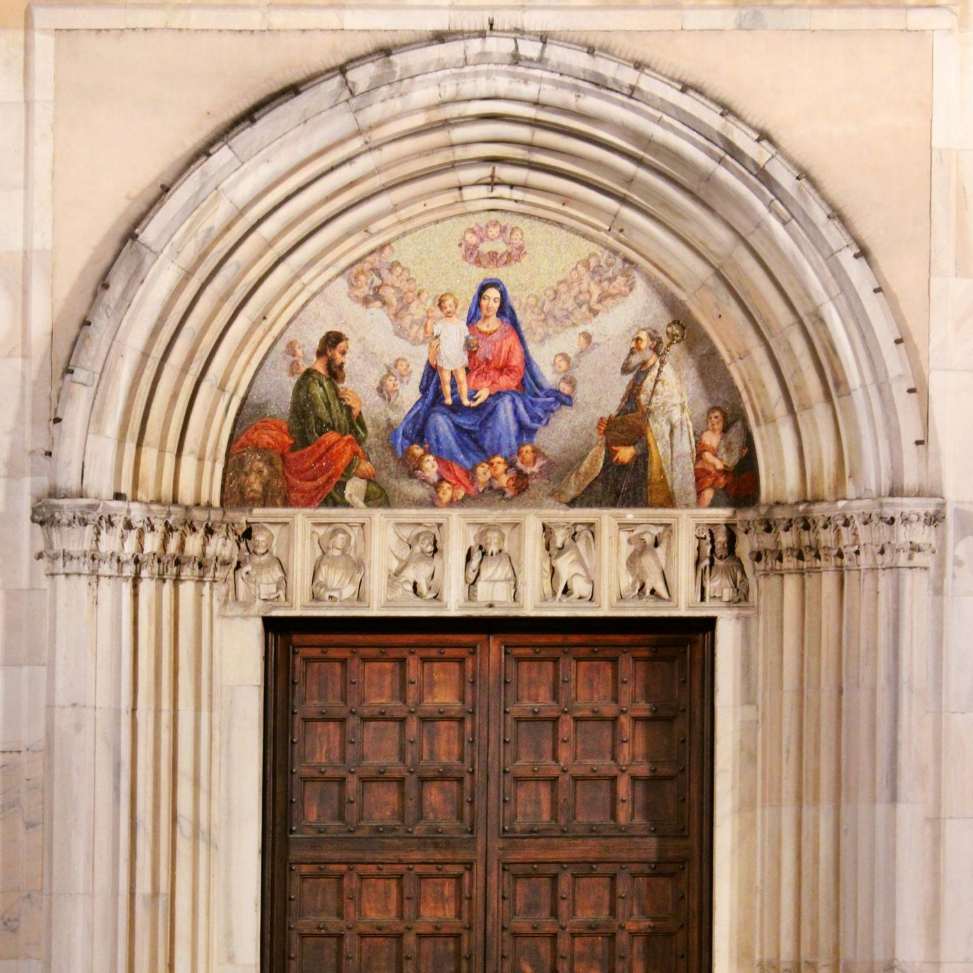 El sastre en el cielo cover art