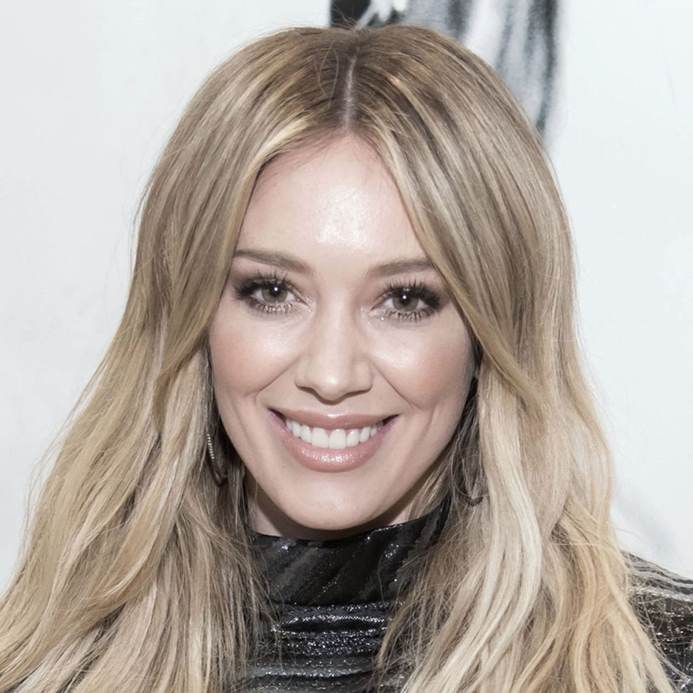 💔 Broken Dreams: The Hilary Duff and Haylie Duff Rift episode artwork