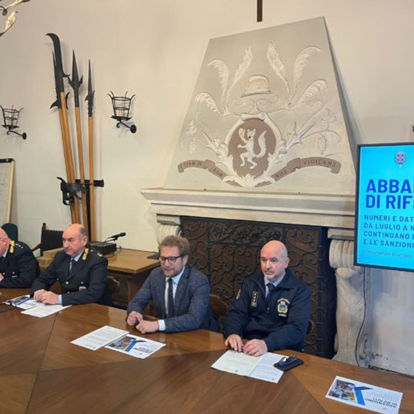 Abbandono dei rifiuti, continuano i controlli: in aumento le sanzioni rispetto al 2024