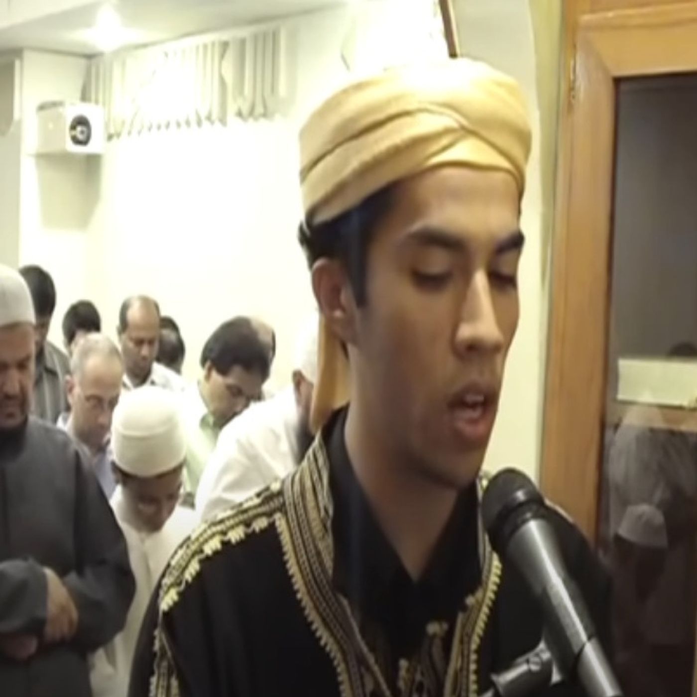 Taraweeh 2011 - Qari Youssef Edghouch
