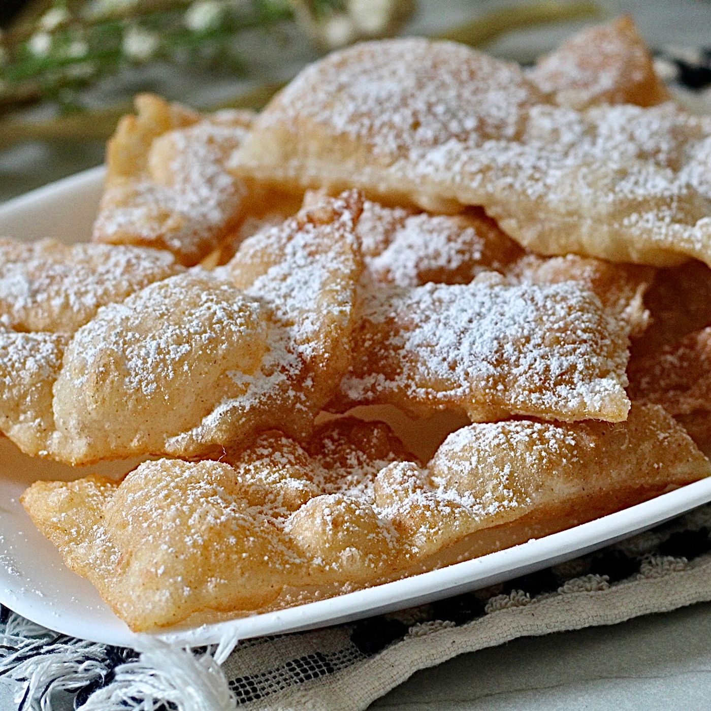 Ricetta last-minute: chiacchiere di Carnevale con 2 ingredienti. episode artwork
