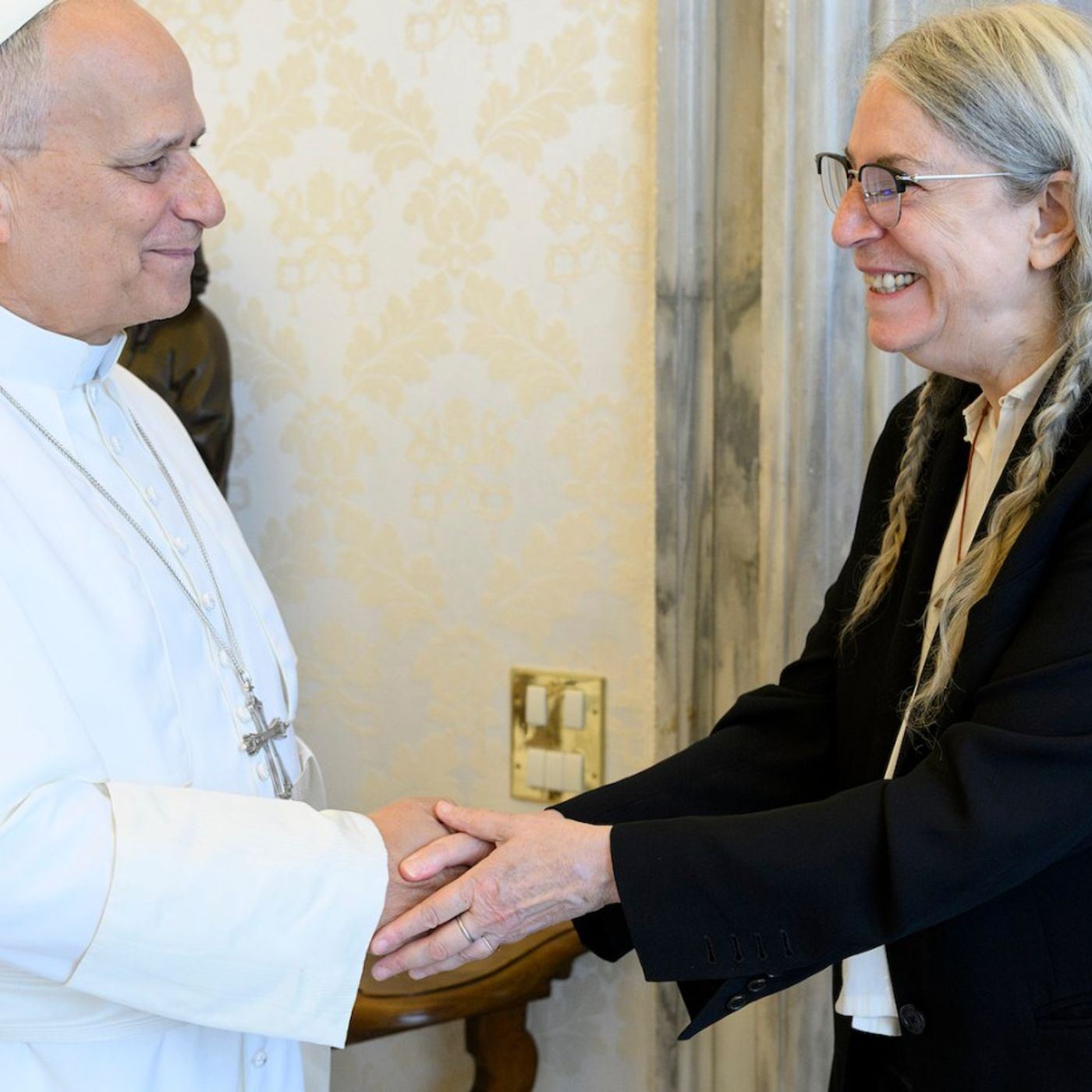 Patti Smith Meets Pope Leo XIV: ‘A Moment That Shall Forever Produce a Smile’