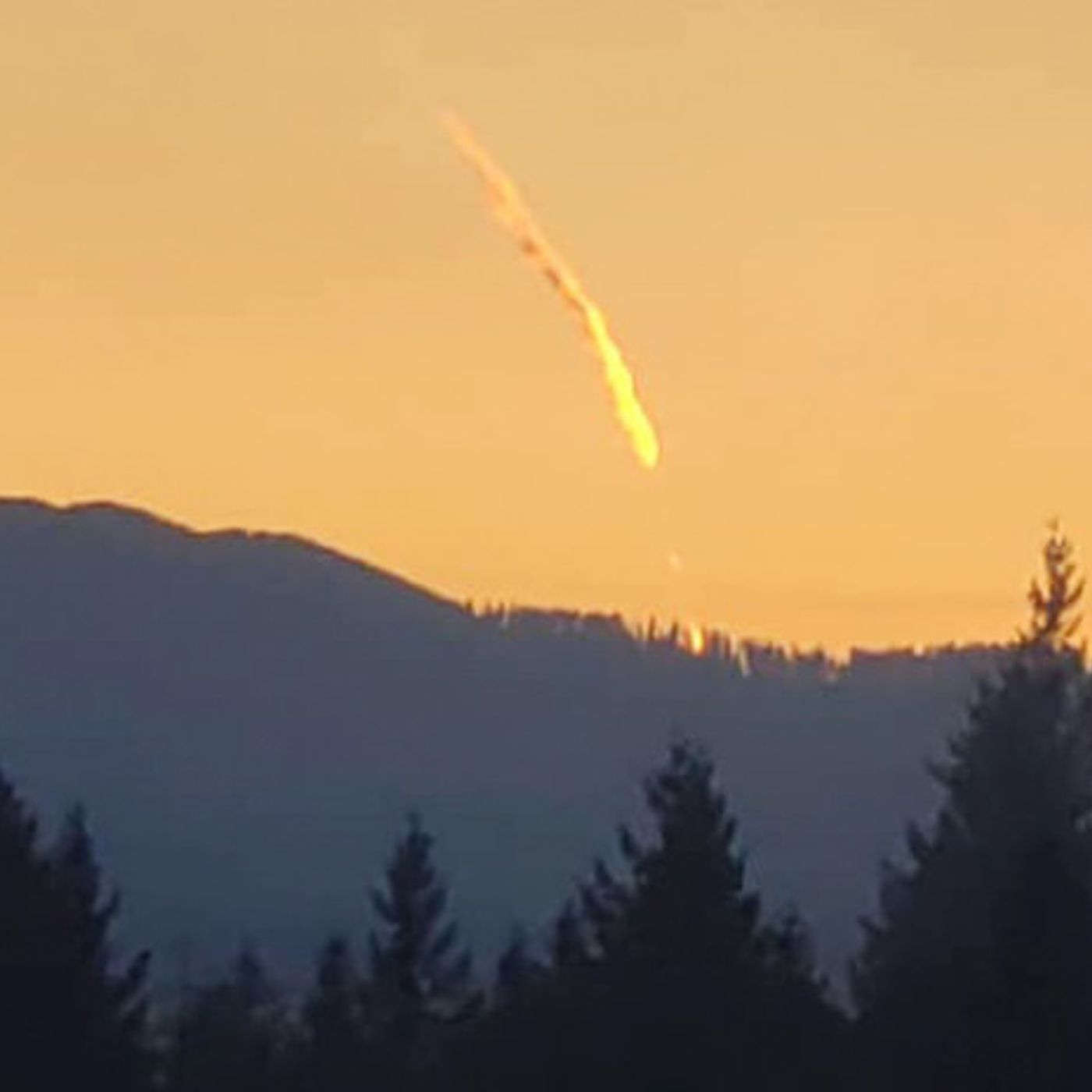 Historias de Miedo Agosto 12 de 2022 BOLAS DE FUEGO