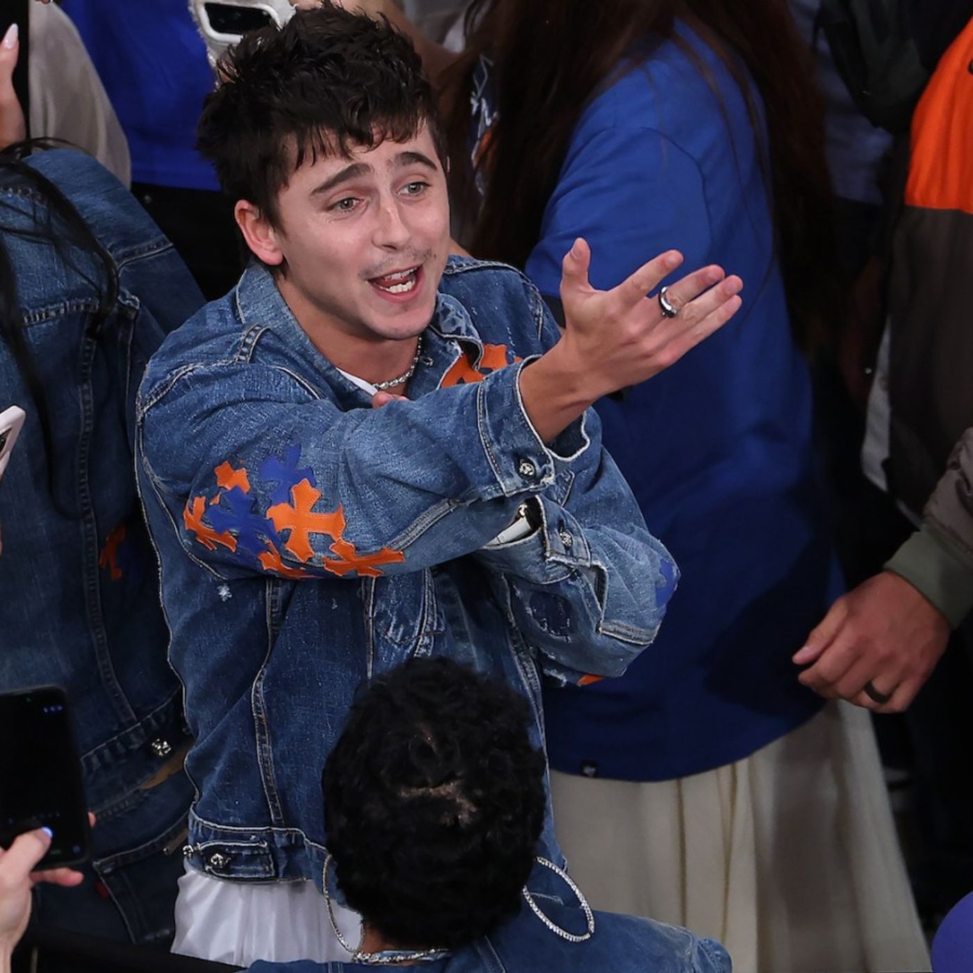 Timothée Chalamet, Taylor Swift, More Celebs Absolutely Lose Their Minds Over Historic Knicks Win episode artwork