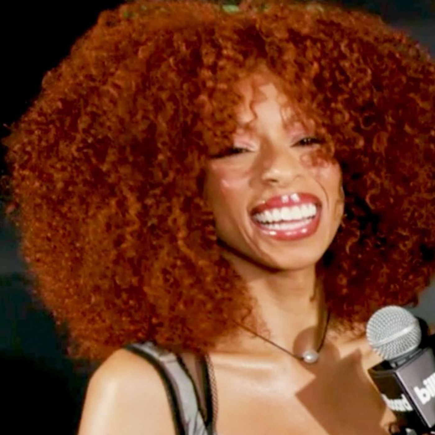Ravyn Lenae On Her Songs Resurging on TikTok, Being Honored With R&B Rookie of the Year & More  |...