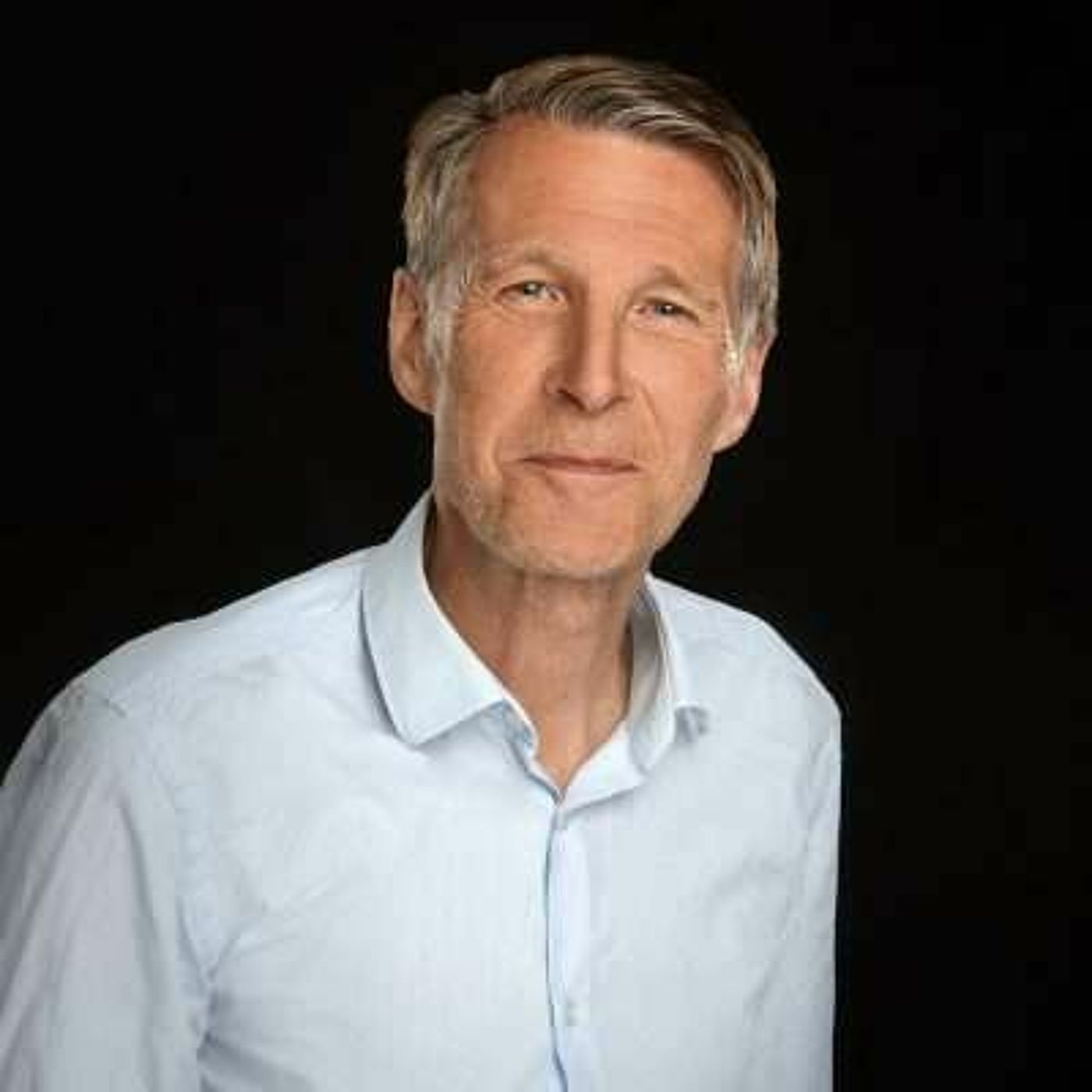 Korsholm og Larsen: Jon Stephensens møgsager - should he stay, or should he go?