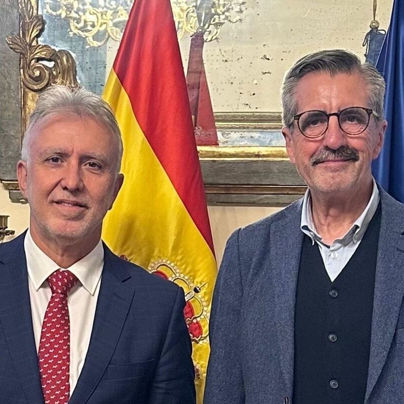 Tertulia de Federico: Cae el comisionado que falsificó el título universitario