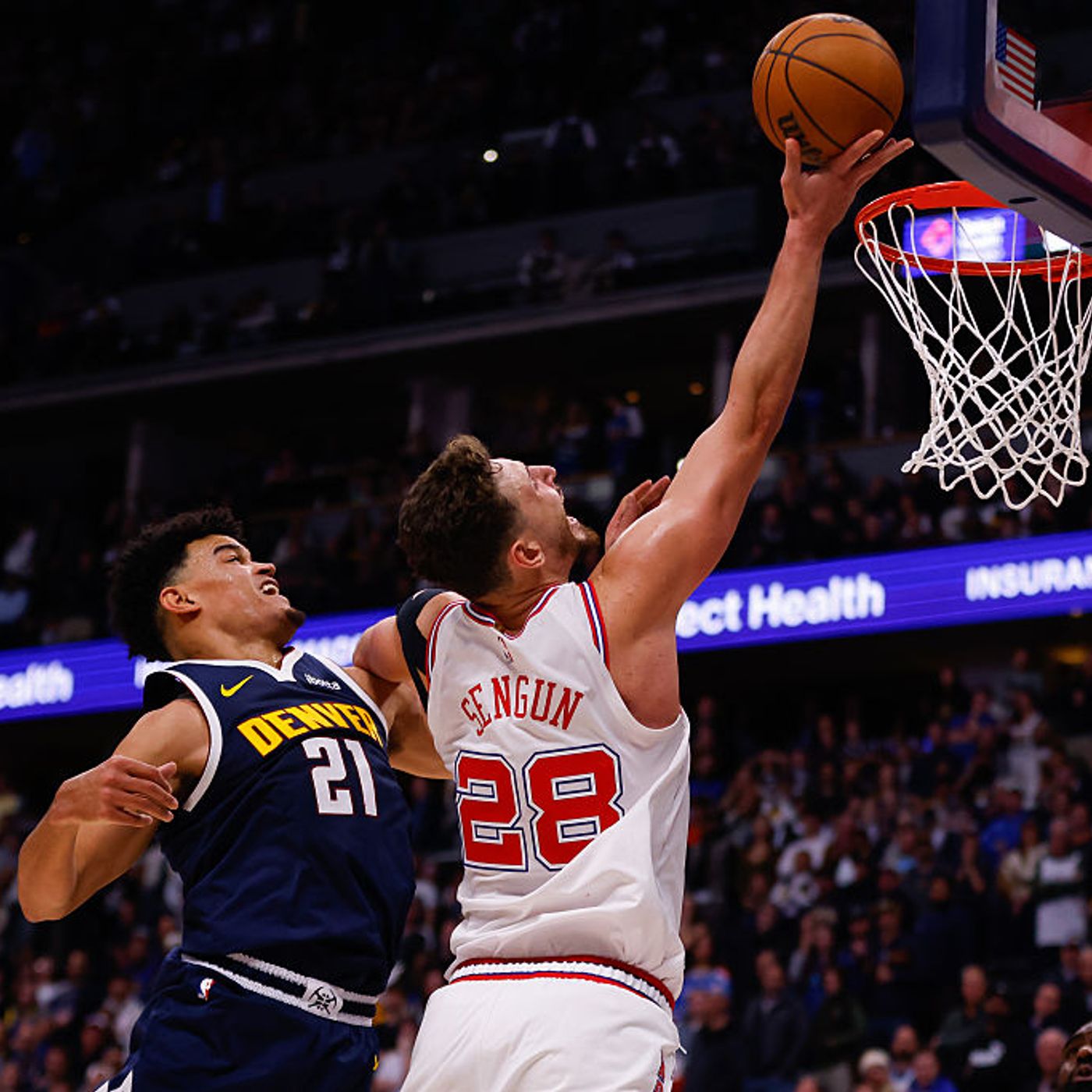 Rockets Fall to Nuggets in Wild Finish, Arch Is Coming Back to UT