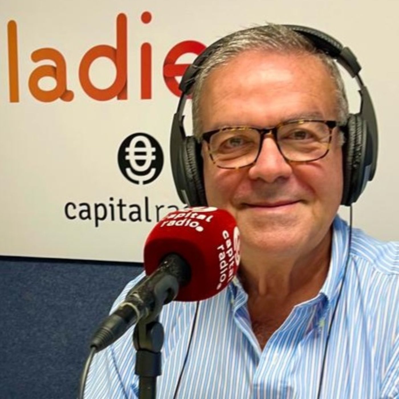 La Diez Capital Radio