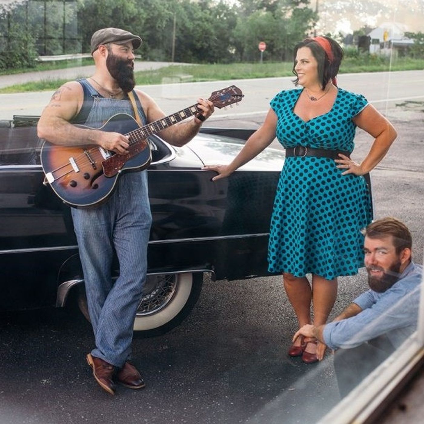 FOX17 Rock & Review Radio 98.3/1510 WLAC
