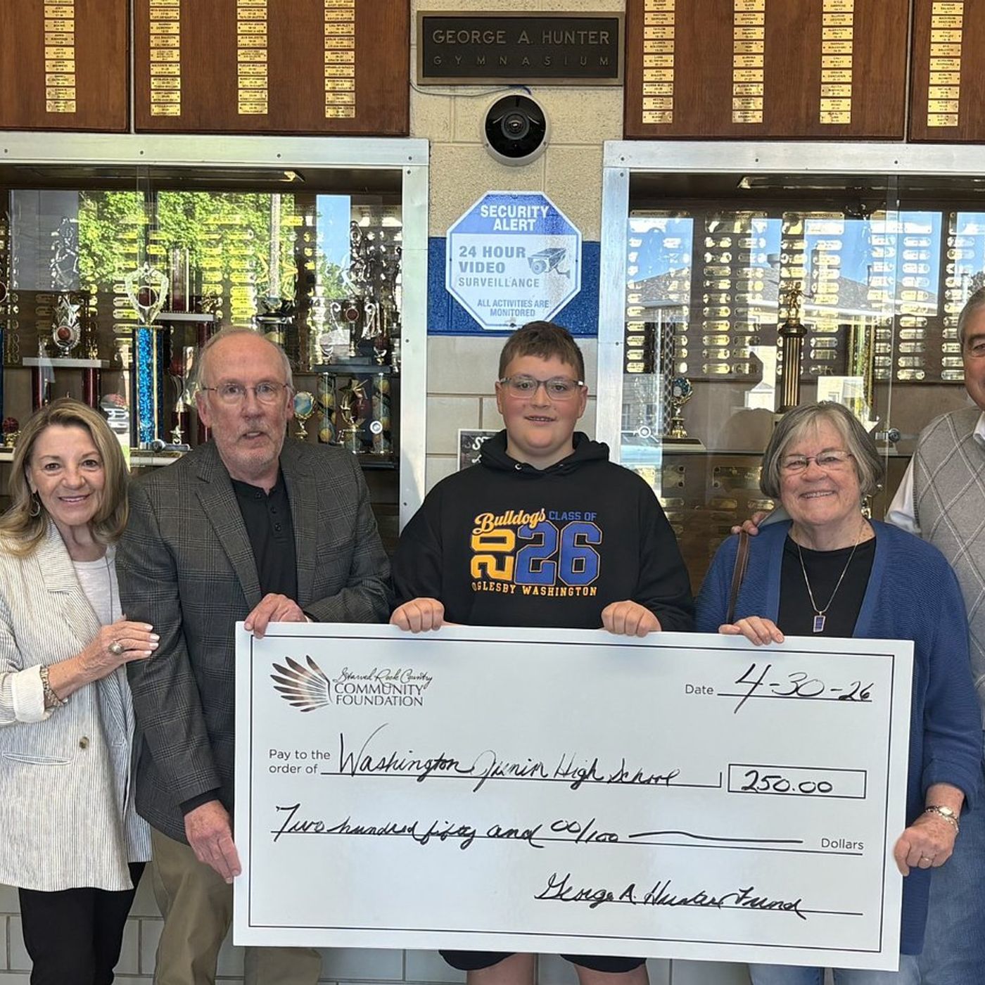 Hunter Memorial Fund awards first grant to Oglesby junior high library episode artwork