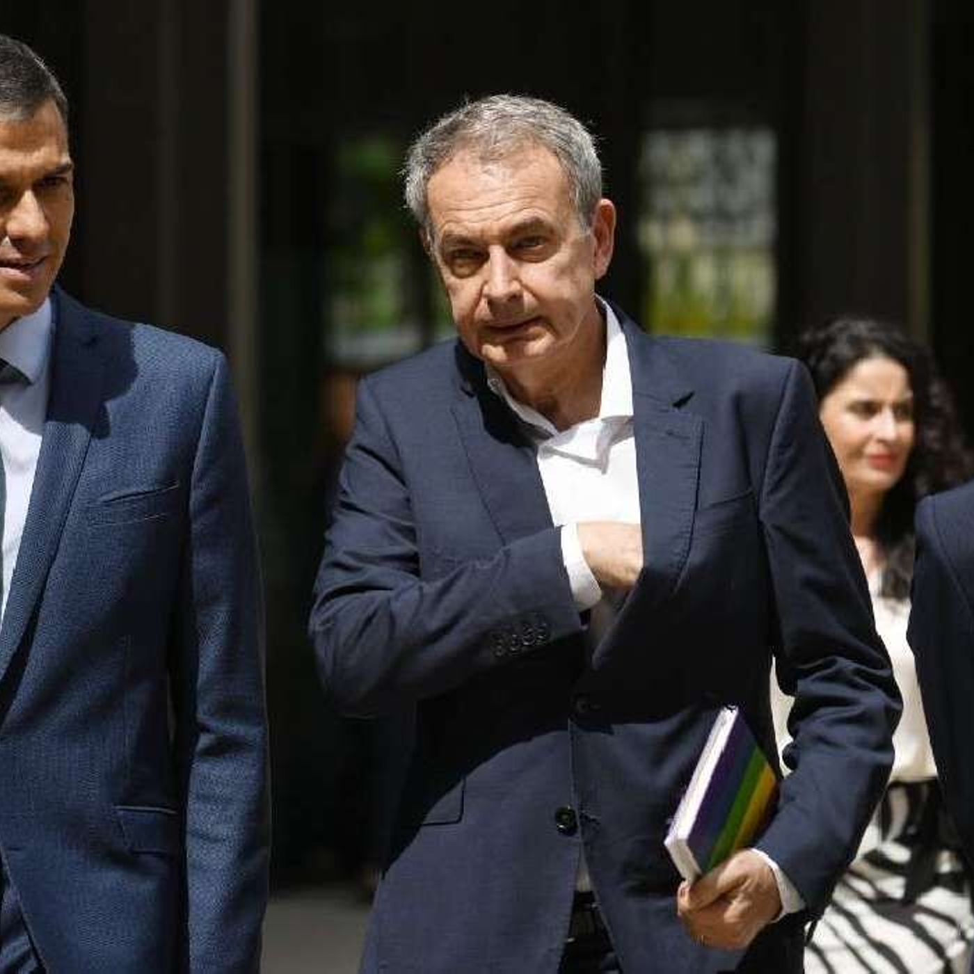 Las Noticias de La Mañana: Nuevas revelaciones sobre Zapatero y Plus Ultra
