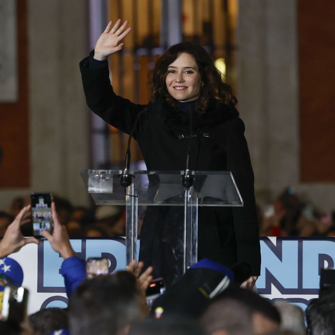 Es Noticia: España capital Caracas