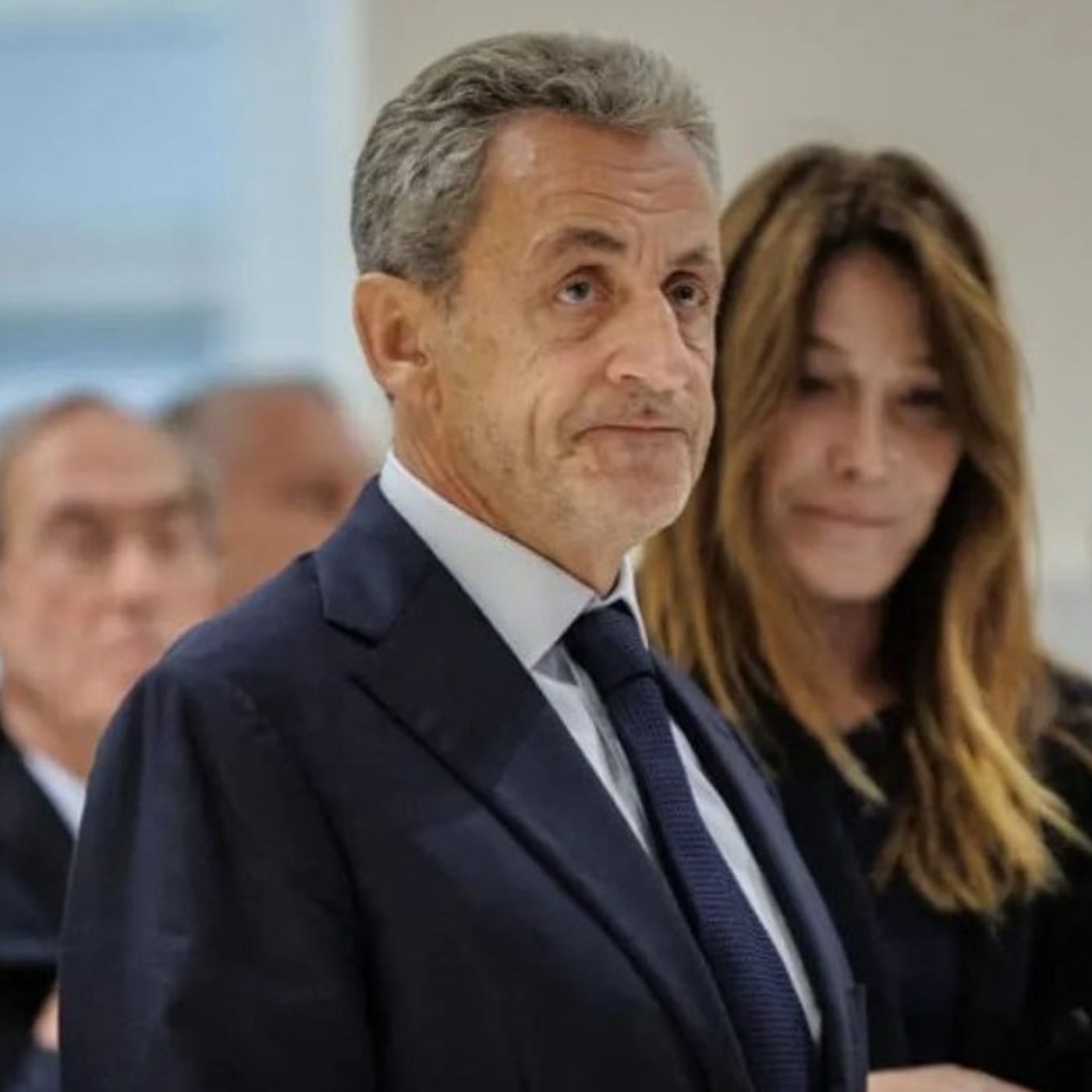 Ultimo messaggio di Nicolas Sarkozy prima di entrare in prigione - Last Message of Mr. Sarkozy before jailing - Dernier message du président