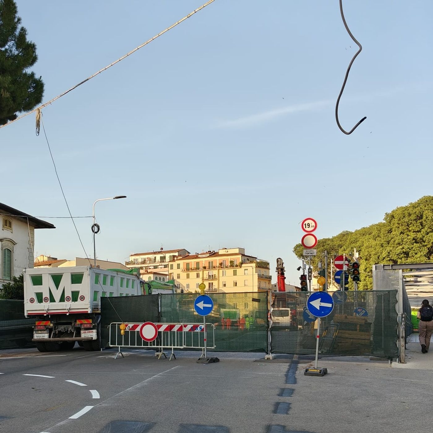 Gr del mattino 25 maggio 2026 | Ponte al Pino: al via i lavori, traffico in tilt a Firenze episode artwork