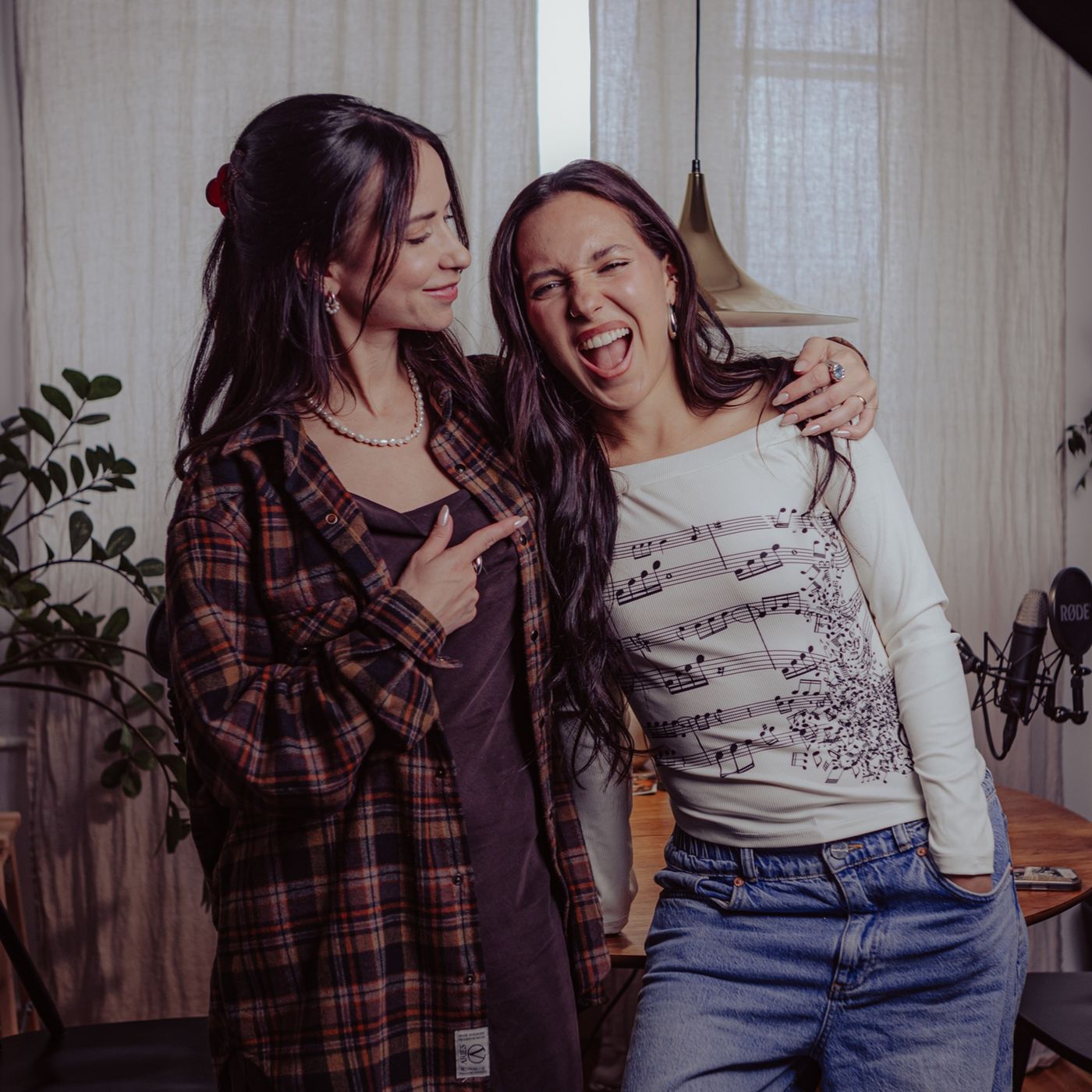 ZALIA - Co ją łączy z Miley Cyrus? | Relacje, Męskie Granie, Fryderyki episode artwork