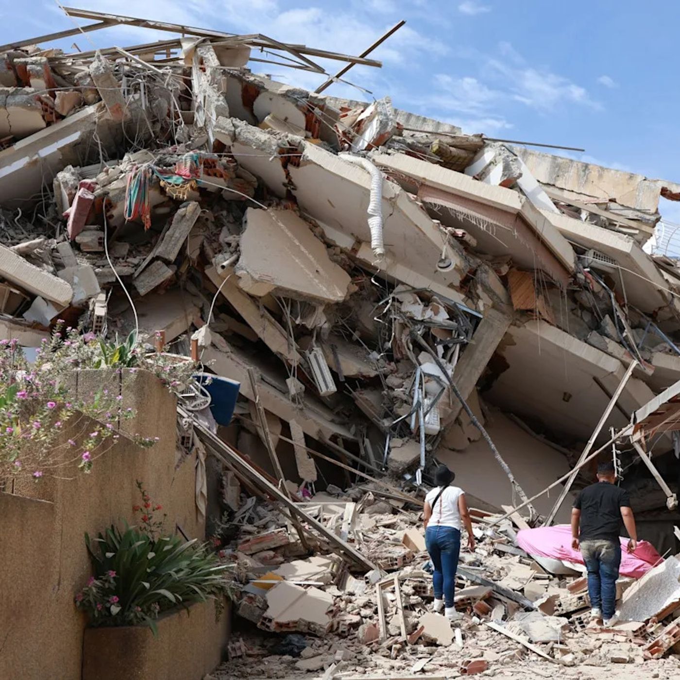 Venezuela's Twin-earthquake Death Toll Continues to Rise episode artwork