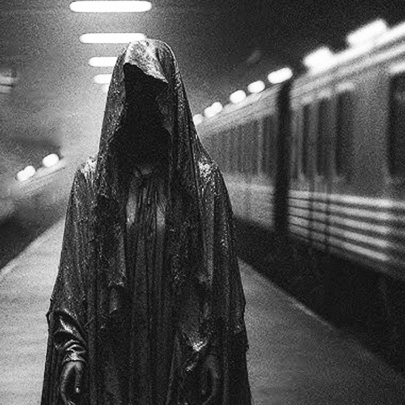 Mi Aterradora Experiencia Siendo Guardia En El Metro - Historias De Terror - Voces De La Noche