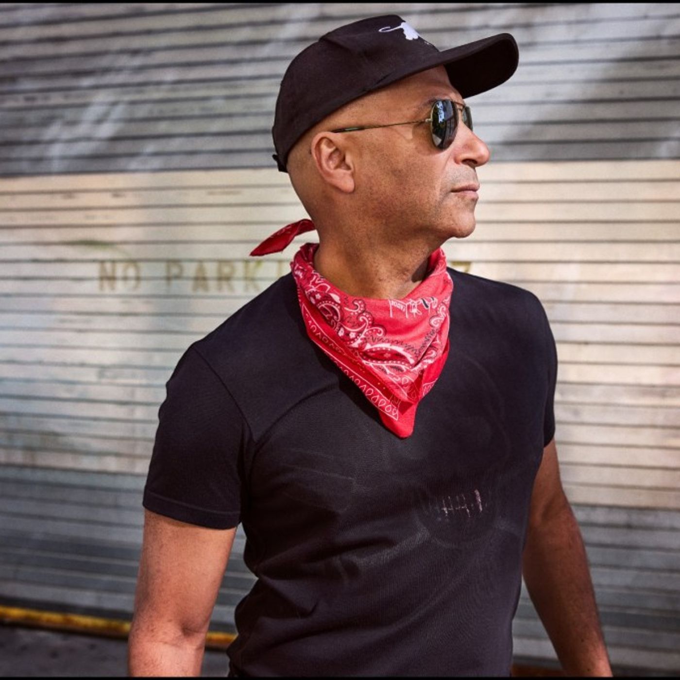 Tom Morello Rocks Out For Politically-Charged ‘Kimmel’ Performance: Watch