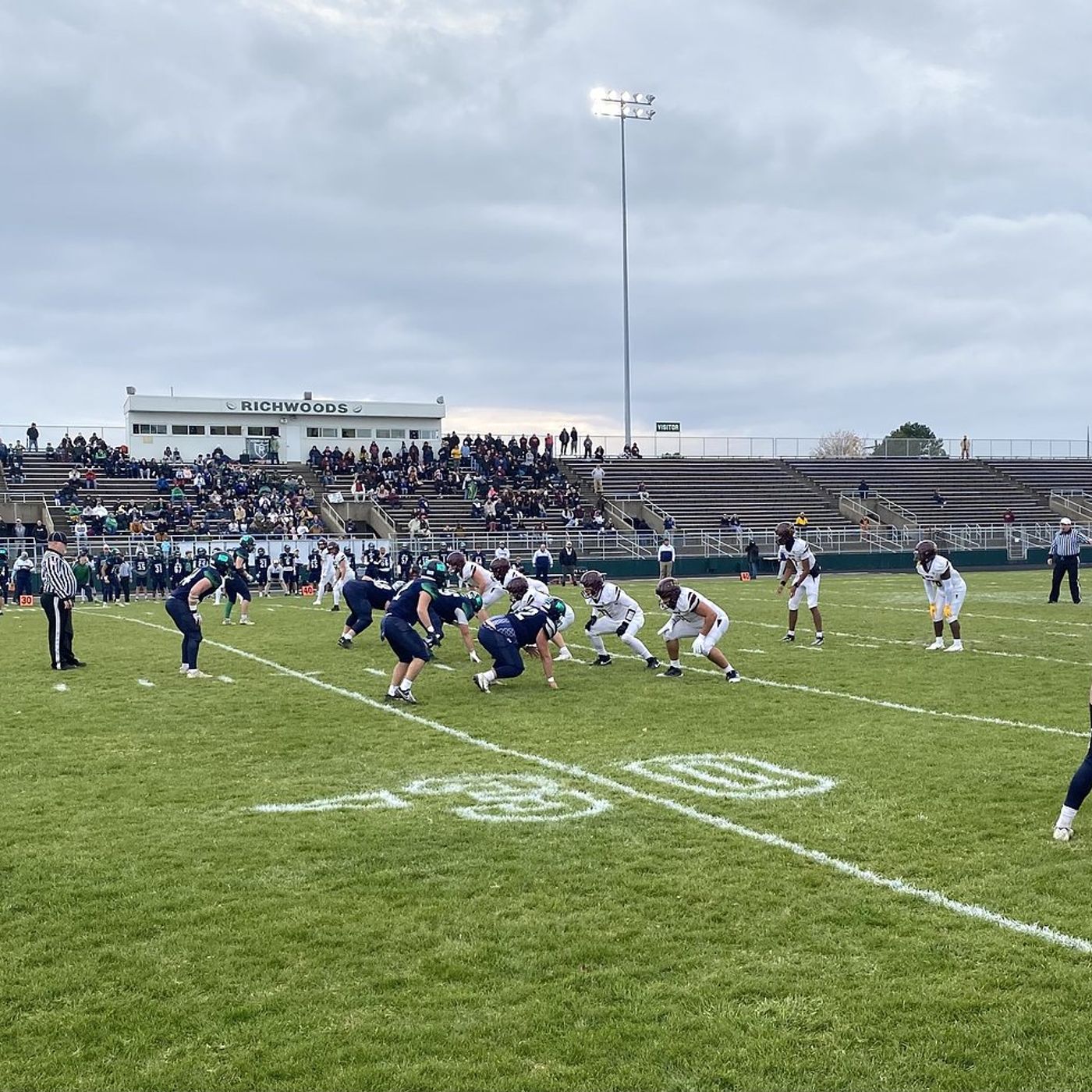 Montini’s offense comes out firing in 47-17 Class 4A victory over Peoria Notre Dame episode artwork