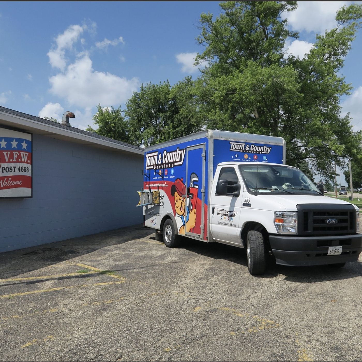 Town & Country Services donates $10,000 air conditioning system to La Salle VFW post episode artwork