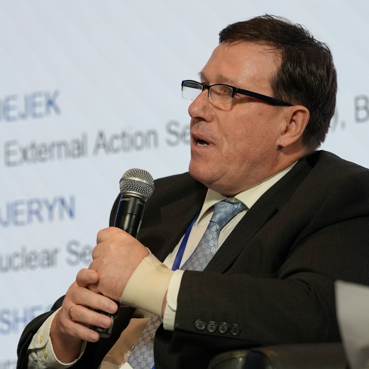 Arkady Moshes: Dalla Conferenza Ue di Bruxelles, la guerra russa all'Ucraina e gli esiti delle sanzioni occidentali