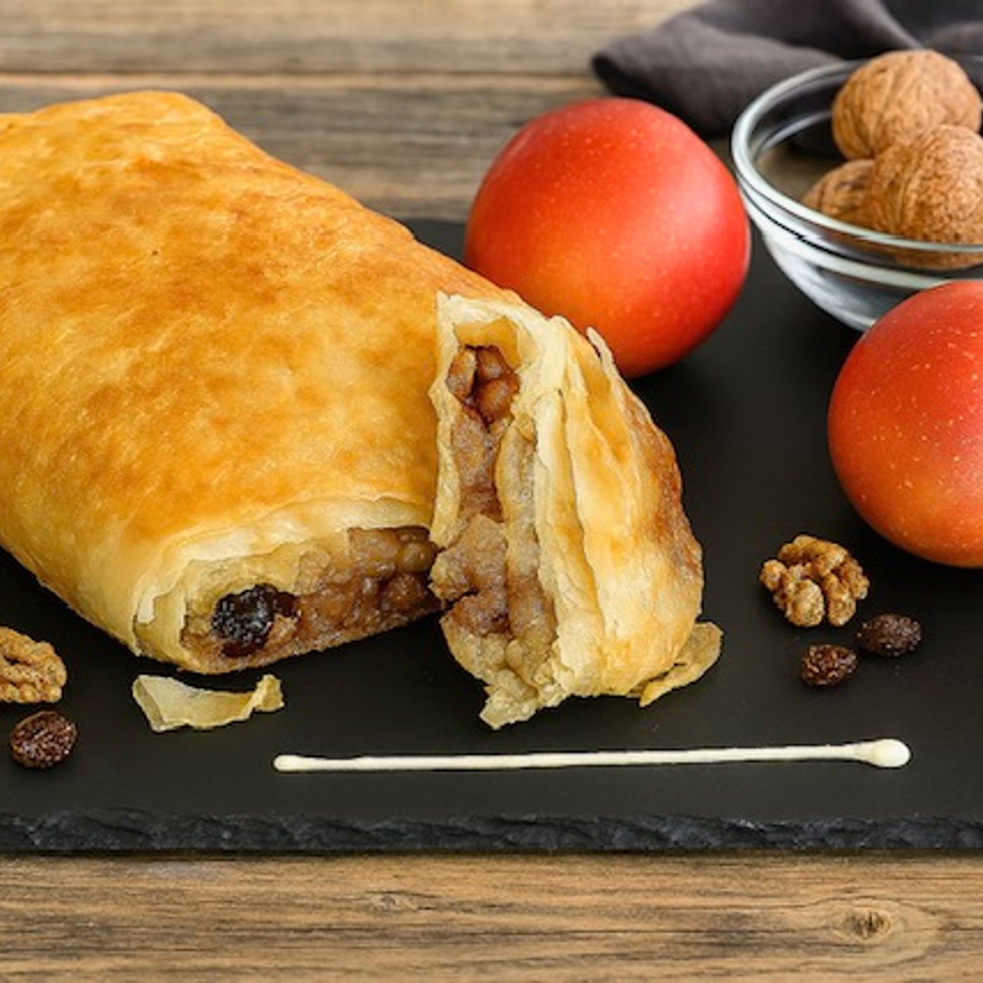 Strudel Veloce con Pasta Fillo: Mele e Noci per un Dolce Croccante e Senza Burro episode artwork