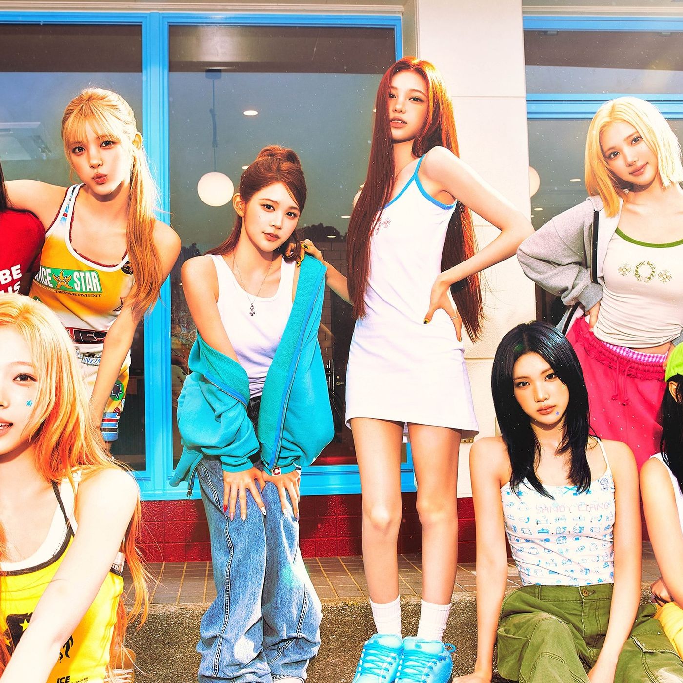 Watch: Hearts2Hearts Teases New Collaboration Single “Moonride” | Soompi episode artwork
