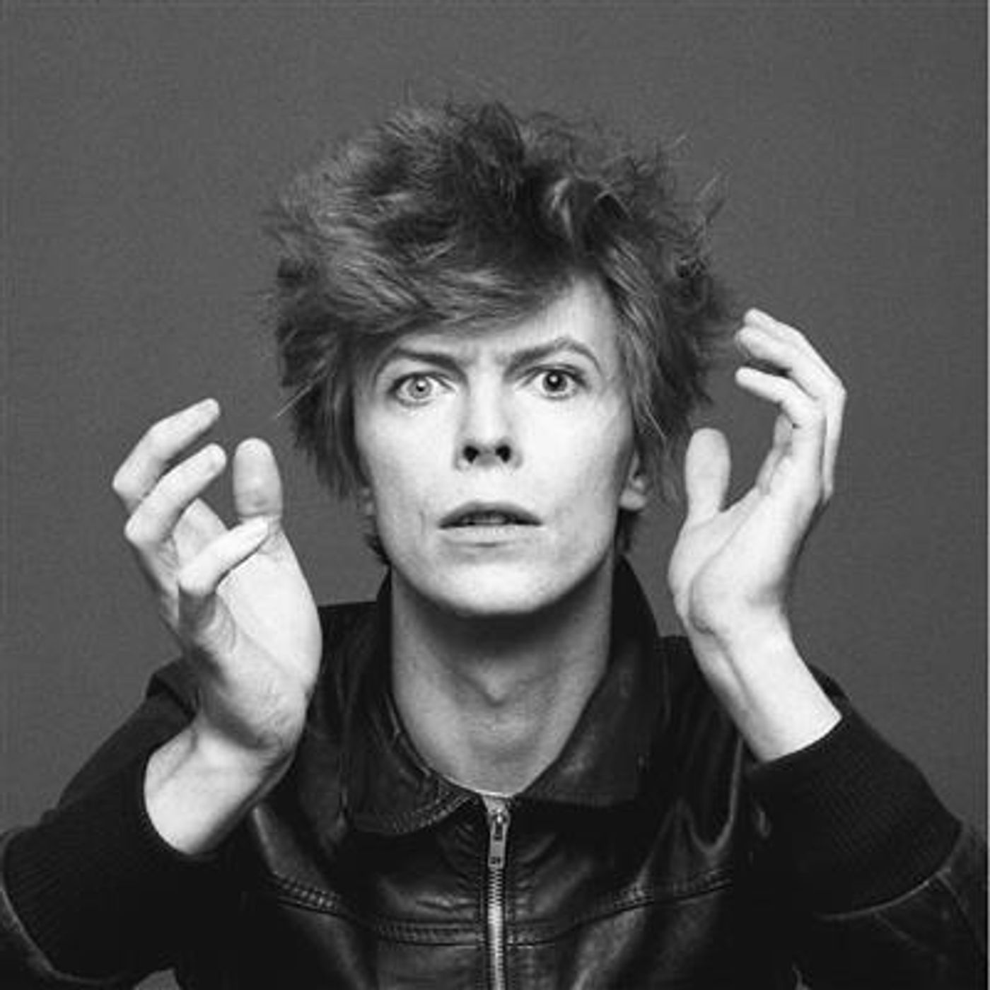 Classicos do Rock o Podcast #1330 #davidbowie #pearljam #GnFnR #avengers #whatif #stayhome #wearamask #washyorhands Classicos do Rock o Podcast #1330 #davidbowie #pearljam #GnFnR #avengers #whatif #stayhome #wearamask #washyorhands