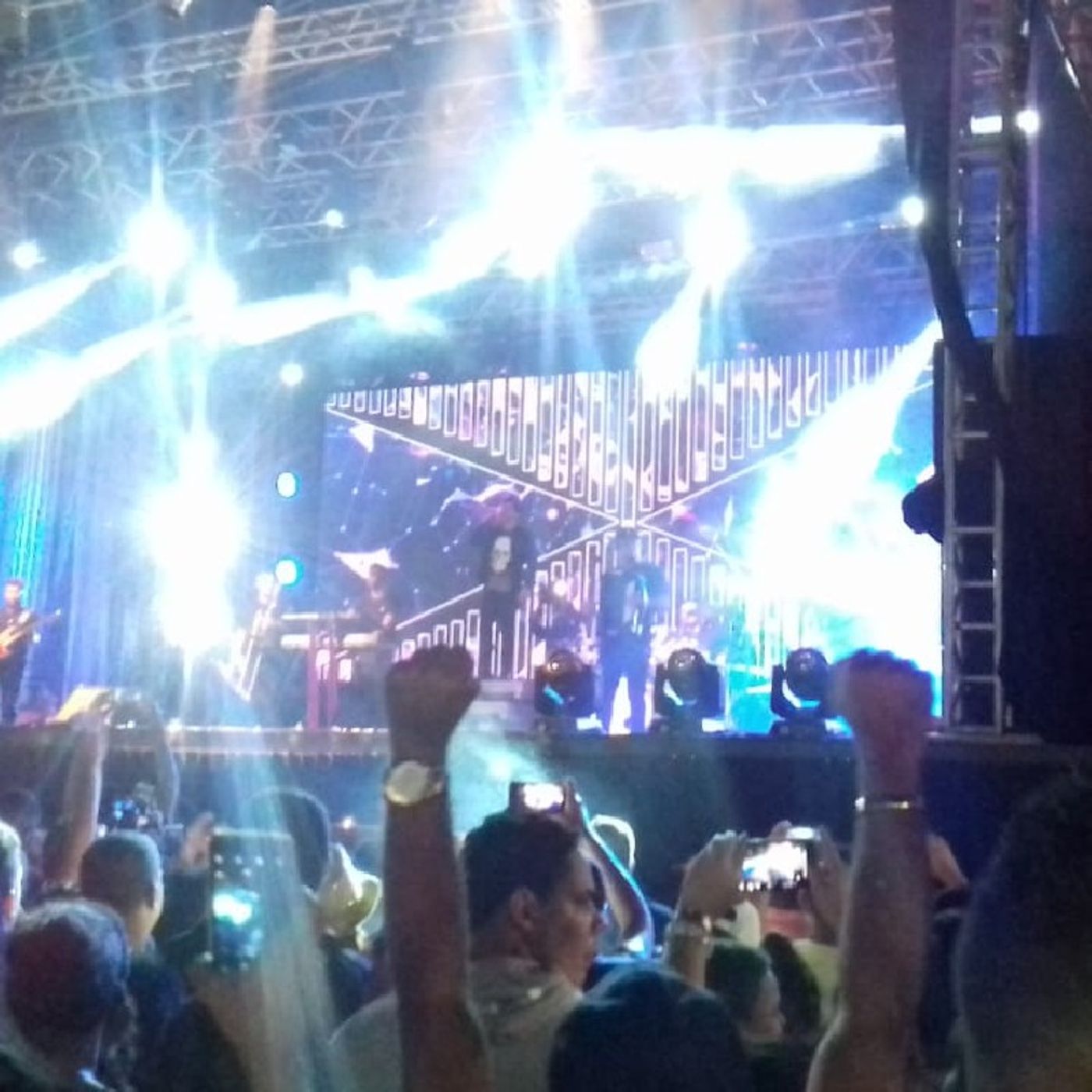 Carlos Oliveira\'s show