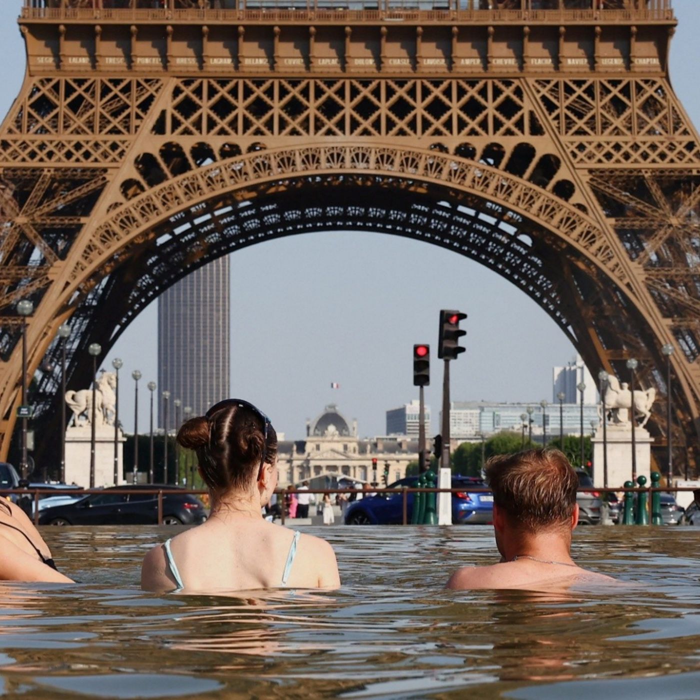 Western Europe hit by record-breaking heatwave — Podcast with everything cover