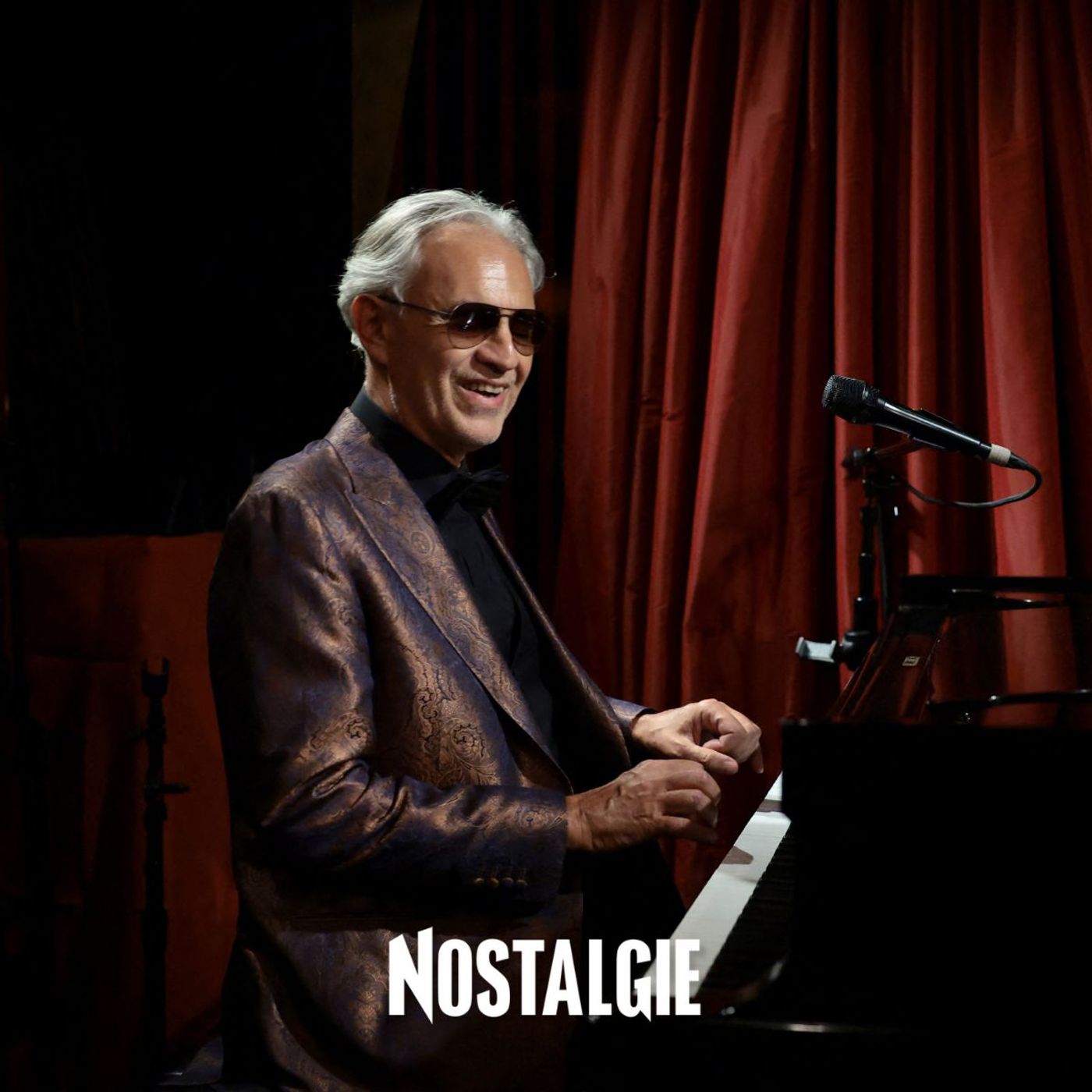 Andrea Bocelli et Jannik Sinner rassemblés pour le titre "Polvere e Gloria"