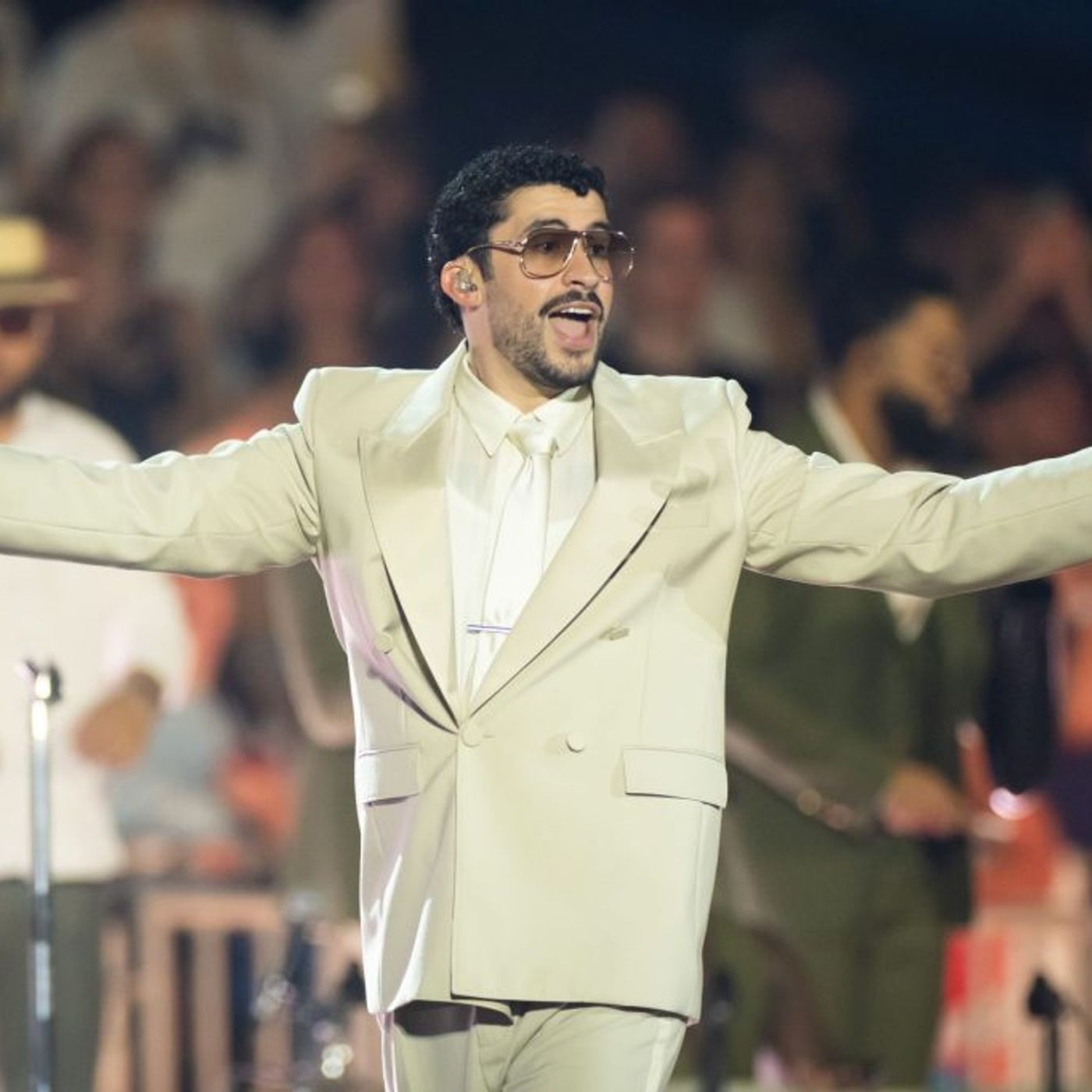 Bad Bunny to Close Debí Tirar Más Fotos World Tour in Puerto Rico episode artwork