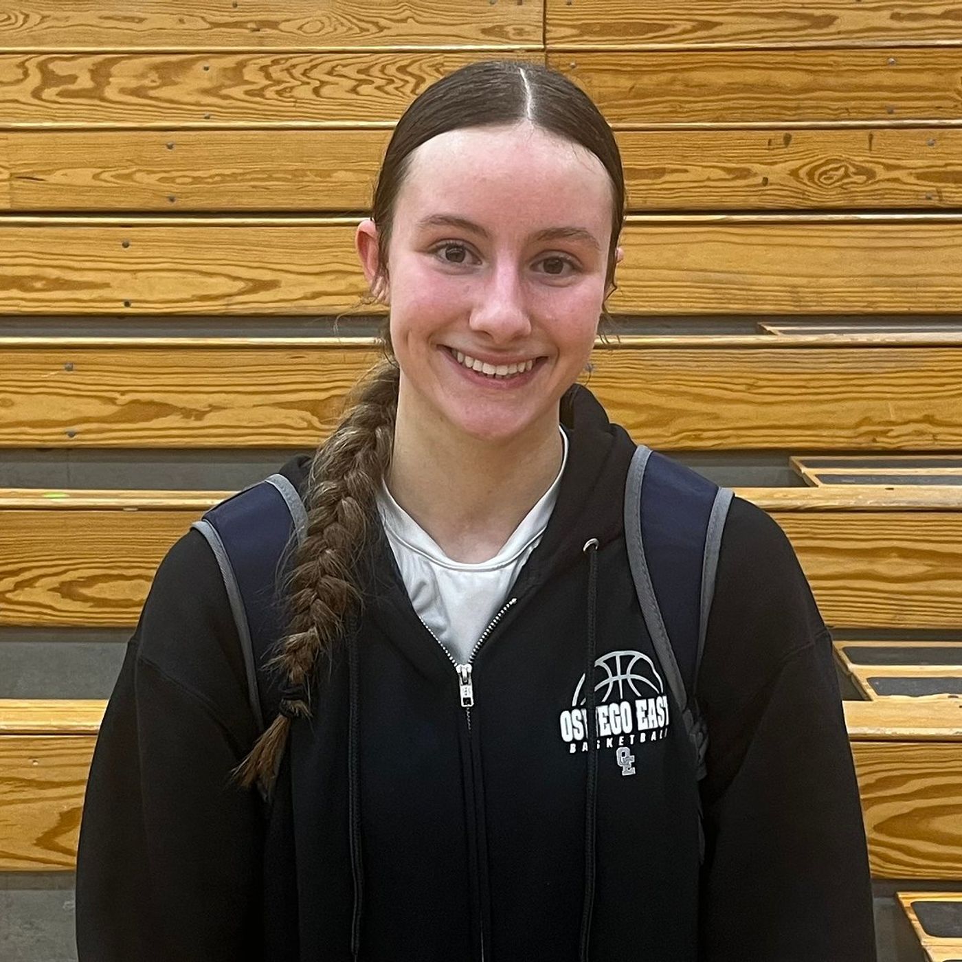 Aubrey Lamberti’s coast-to-coast drive and buzzer-beater sends Oswego East past Neuqua Valley in regional semi episode artwork