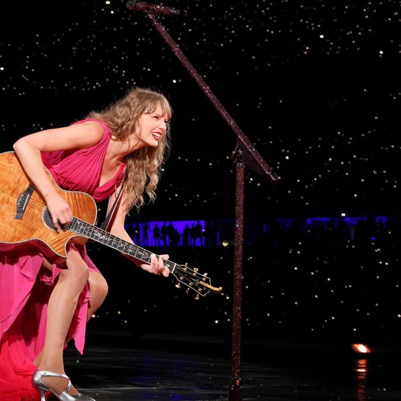 Is Taylor Swift Going Country Again? All the Signs episode artwork