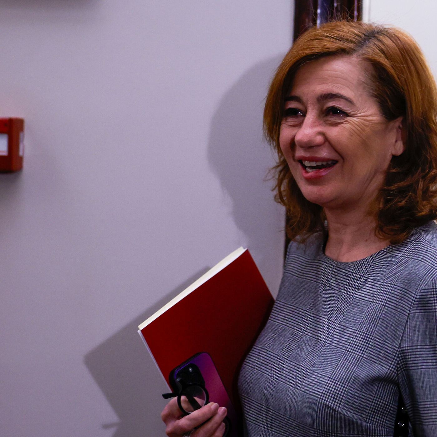 Tertulia de Cuesta: Armengol tiene "problemas de comprensión lectora" y dice hizo bien la compra de mascarillas