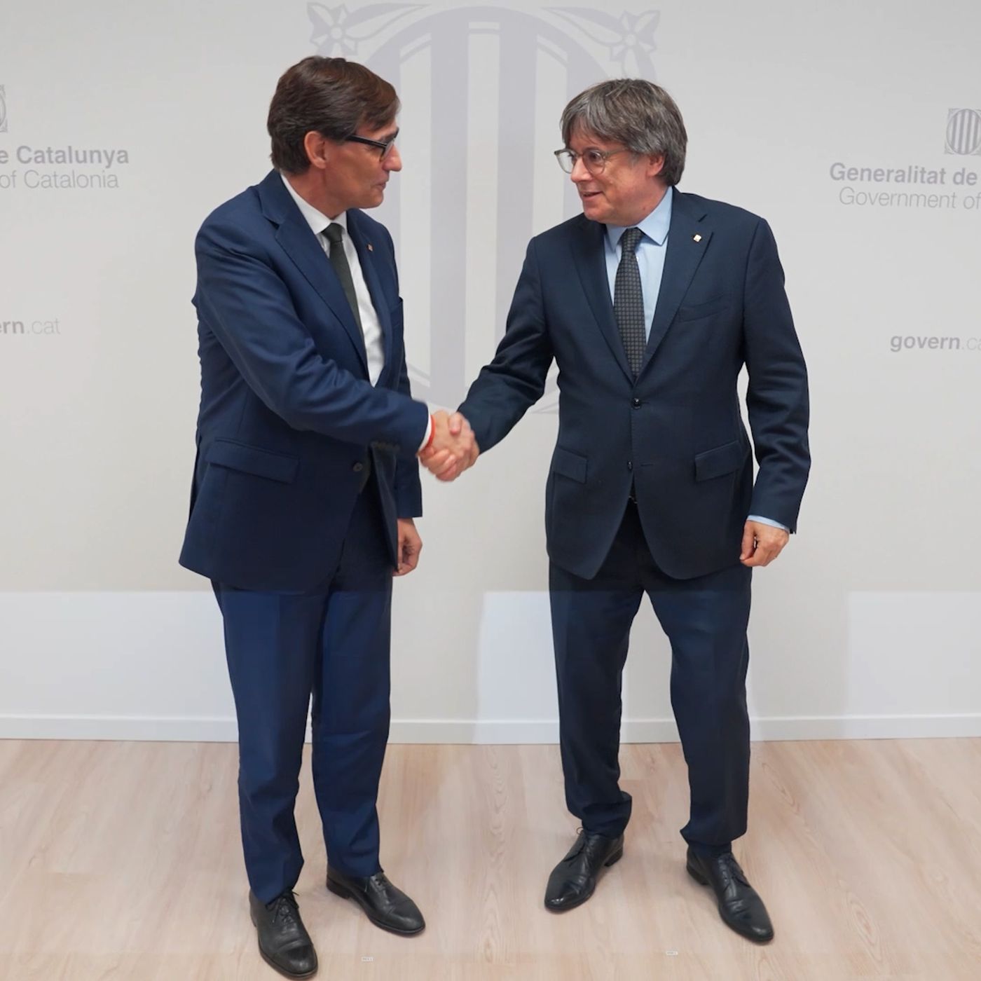 Federico a las: Reunión Illa - Puigdemont, cambio ficus por bandera