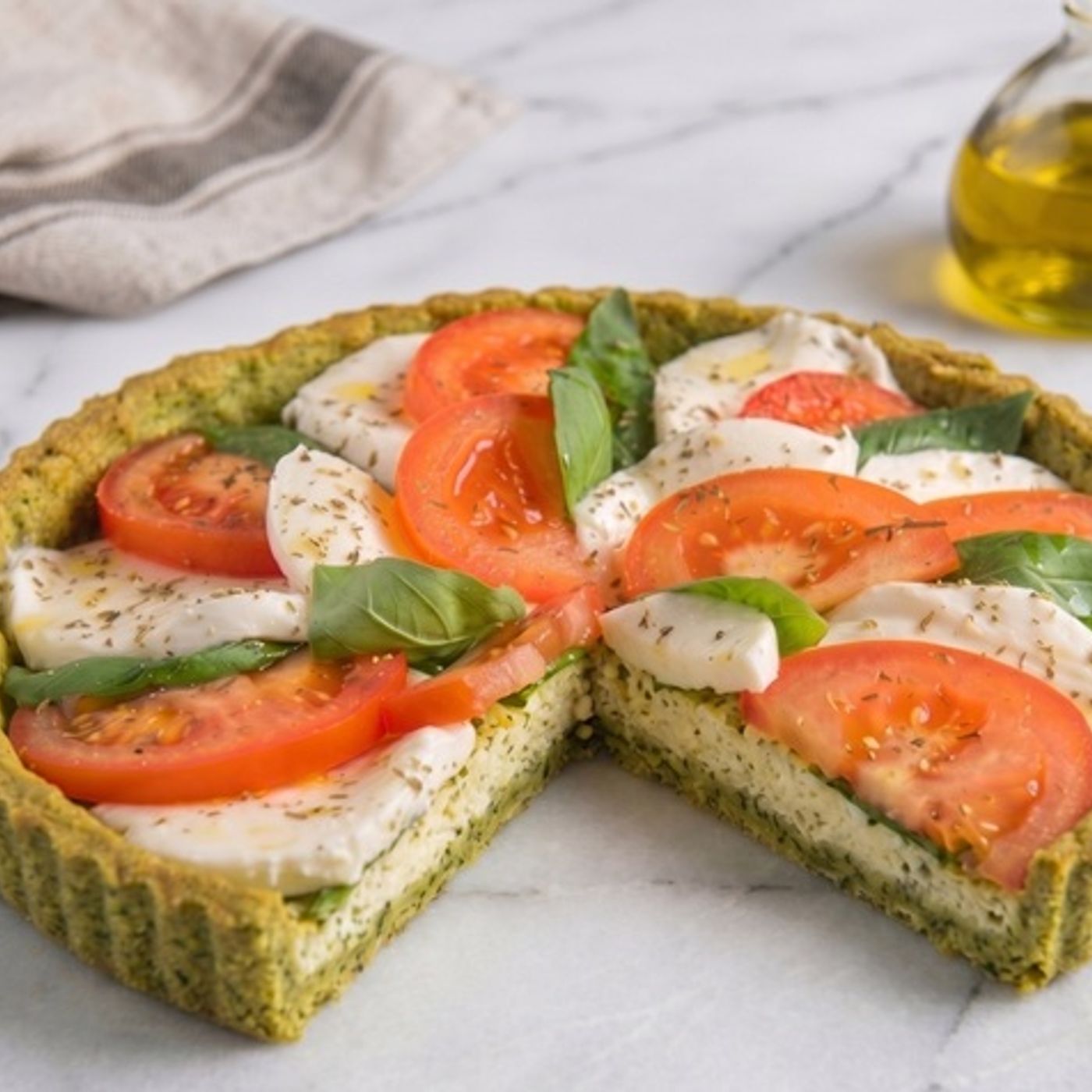 Crostata salata Mozzarella e Pomodoro: la ricetta fresca con frolla al basilico episode artwork