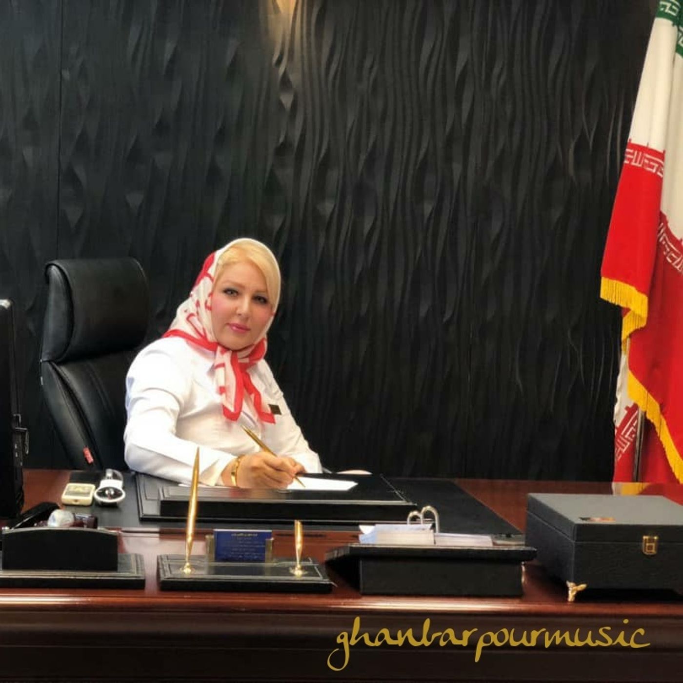 مباحث روابط دلپذیر  (خانم دکتر رویا نادری) در استودیو پادکست قنبرپور