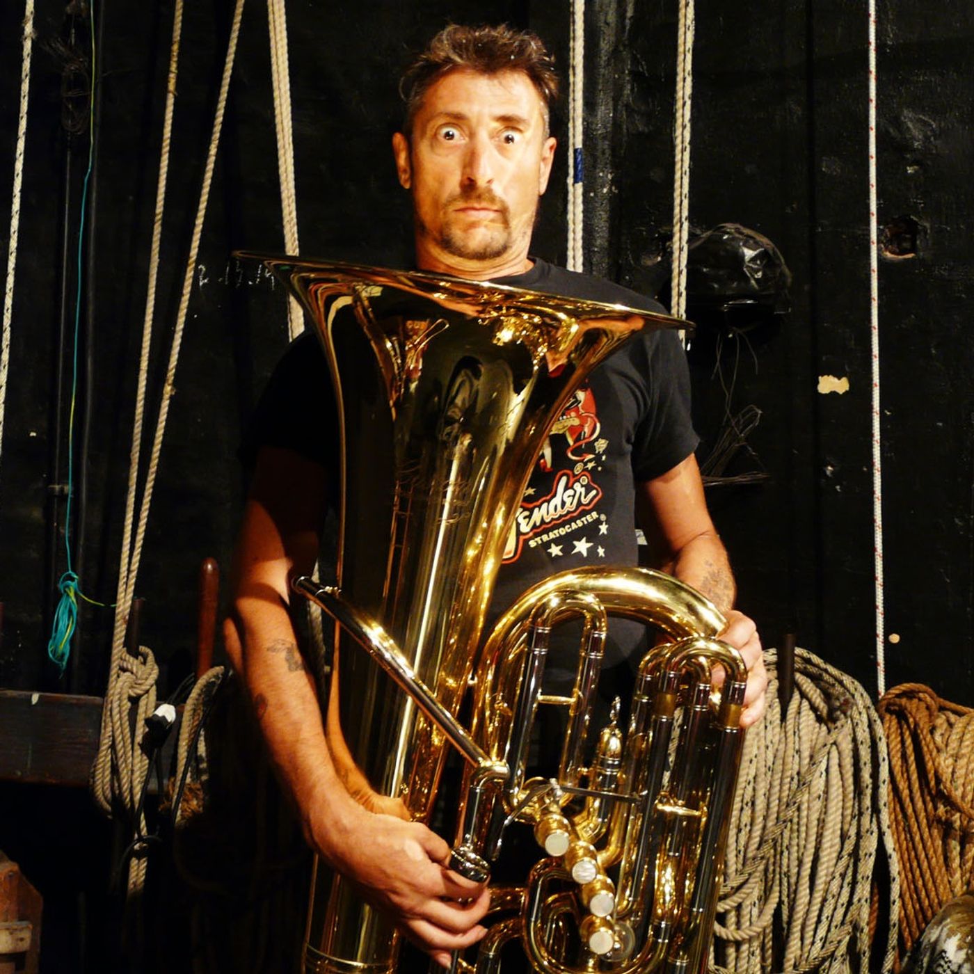 pistas de Luis Aranosky