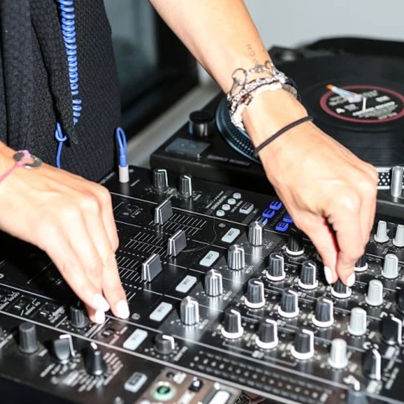 nu disco, future funk, deep house, progressive house, a bit of edm and something more I guess, go! (2021-10-14)
