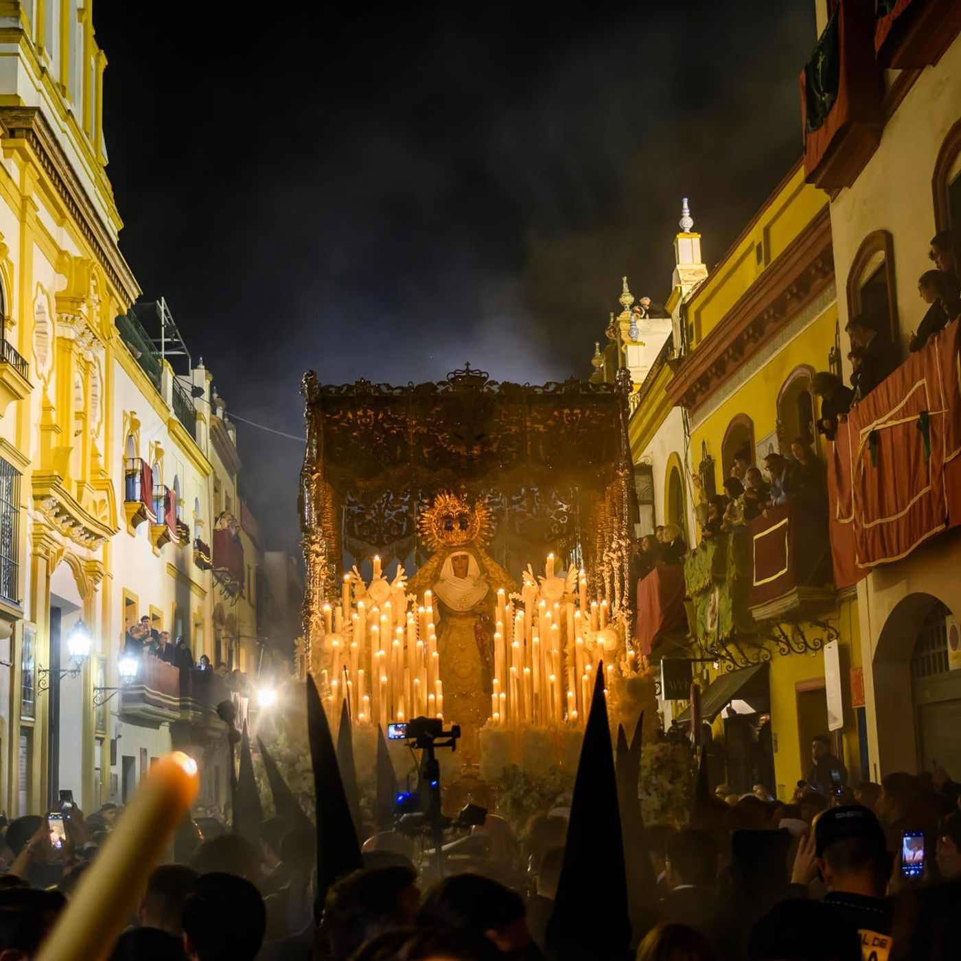 La resaca de Semana Santa en Sevilla — Más Noticias cover