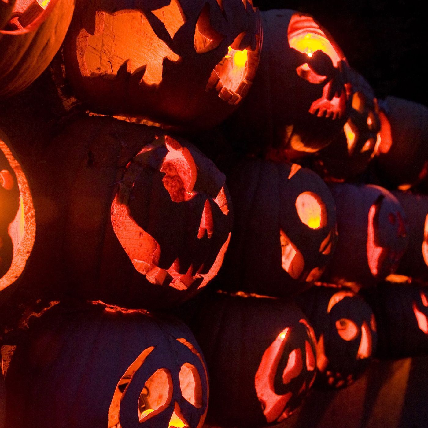 A New Halloween Tik Tok Challange That Hasn't Been Invented