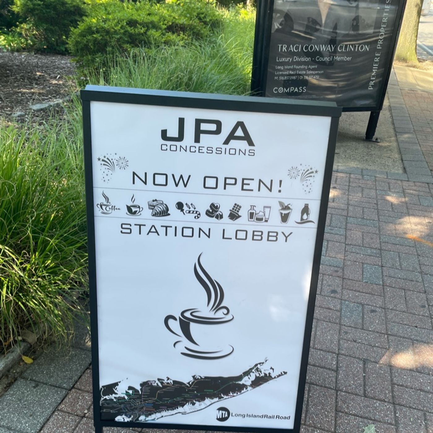 Coffee and Commuting Series Part 1 - Pete of JPA Concessions Joins One Leg Up With Alex Garrett At Port Washington LIRR 8-5-24 episode artwork