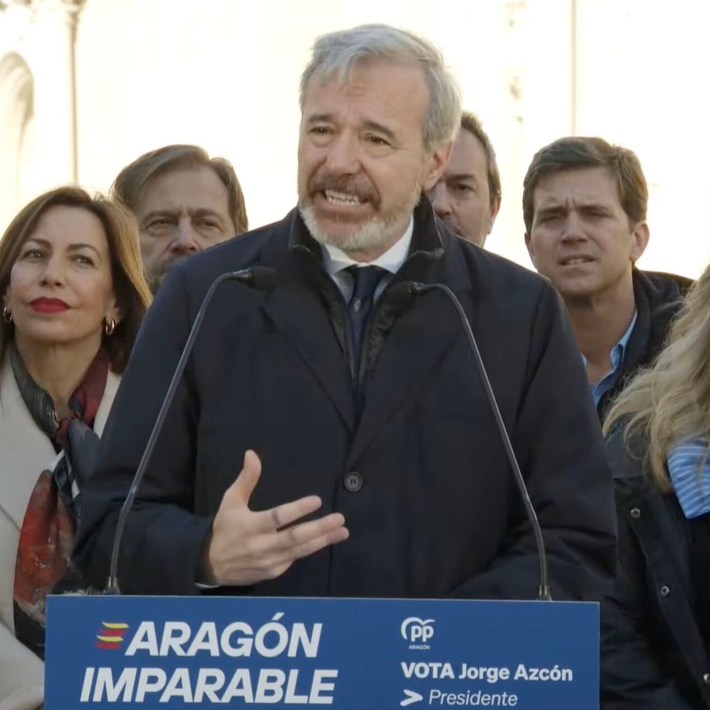 Tertulia de Herrero: Azcón pide el voto para "un gobierno fuerte del PP" que evite el "bloqueo"