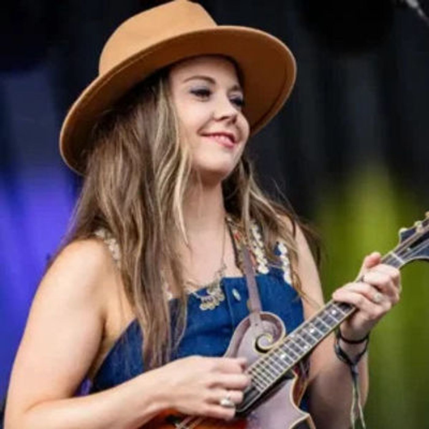 Music & Entertainment