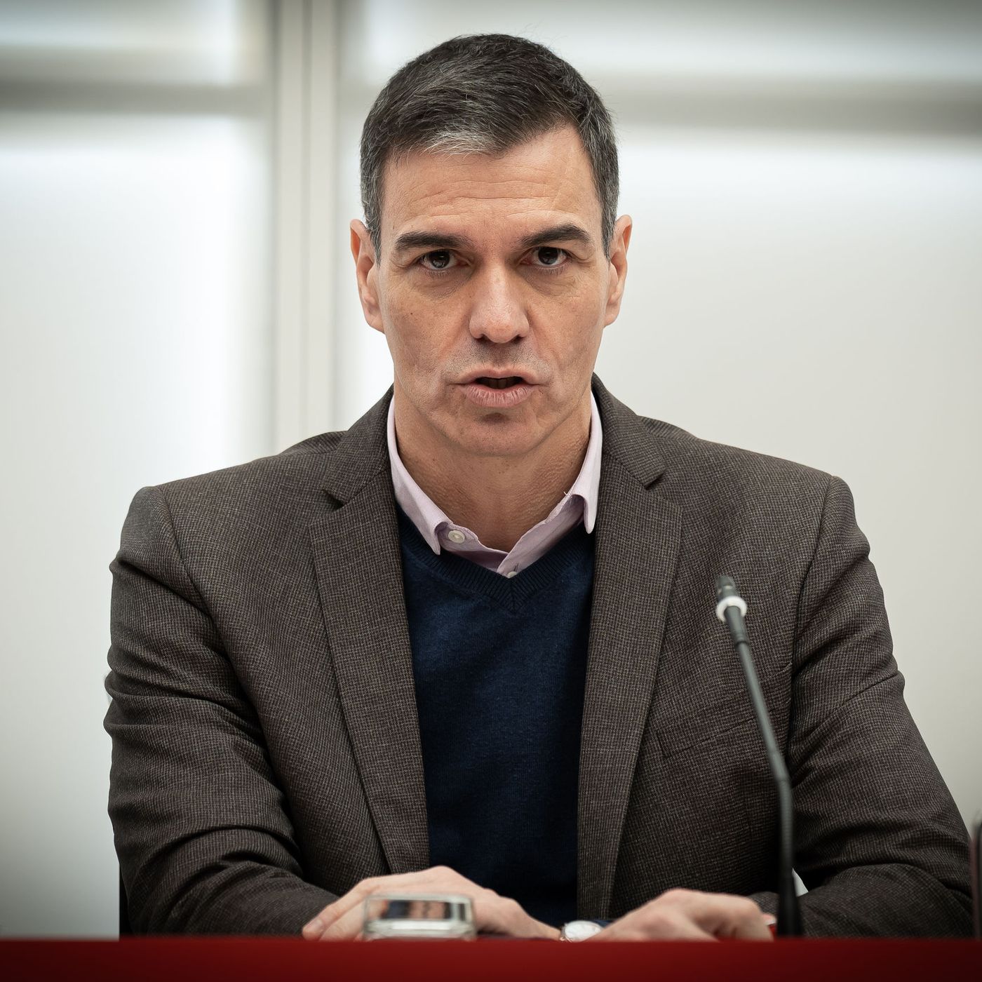 Federico a las 7: Ronda de contactos para un cheque en blanco