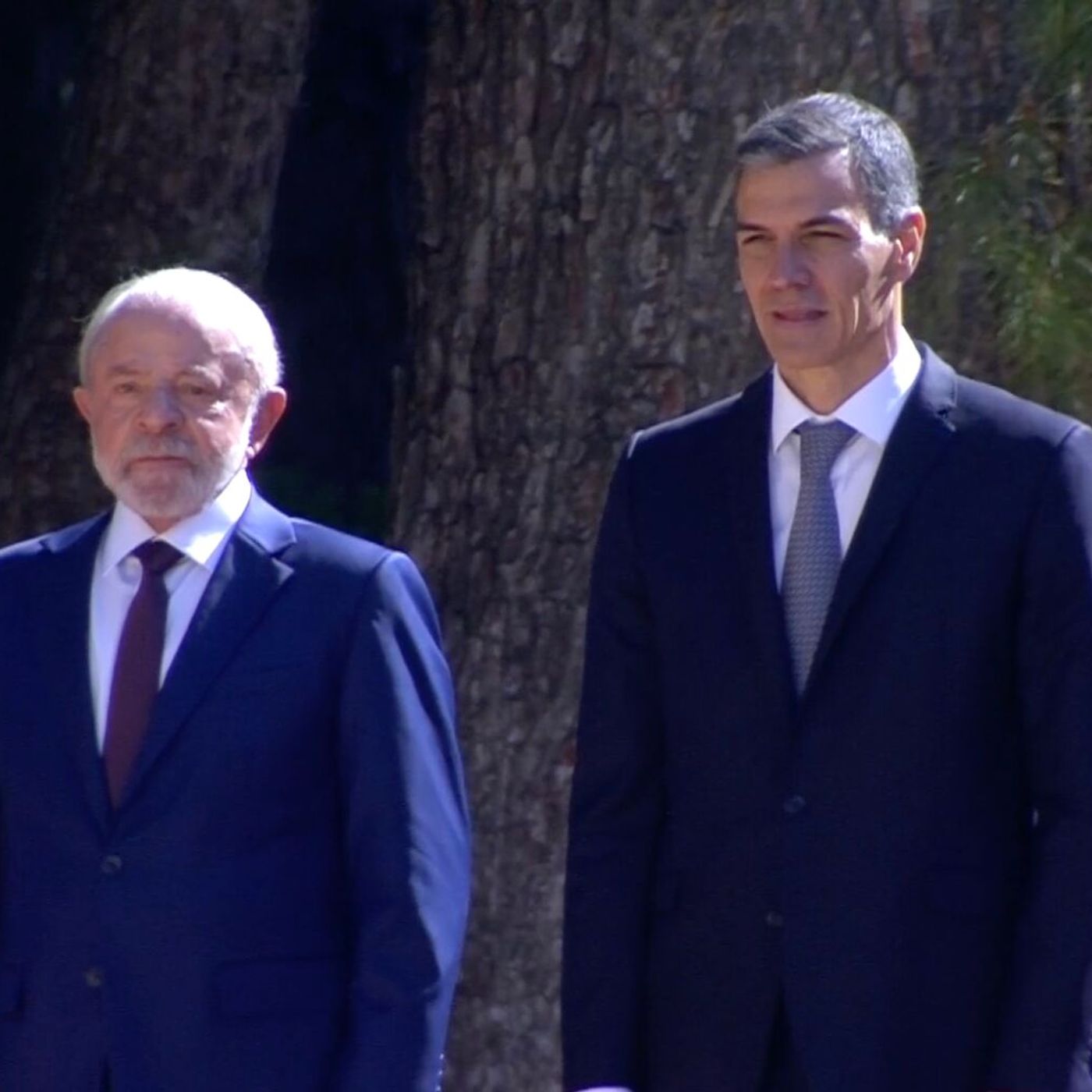 Tertulia de Herrero: Sánchez amenaza con "recurrir con toda la fuerza del Estado" contra el pacto en Extremadura