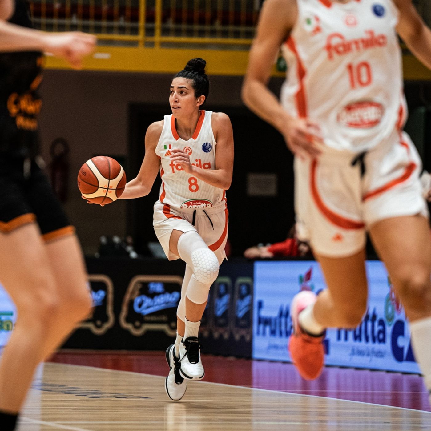 Le ex Reyer affossano il Famila nel best match in Europa. Passa il Galatasaray, leader del girone Le ex Reyer affossano il Famila nel best match in Europa. Passa il Galatasaray, leader del girone