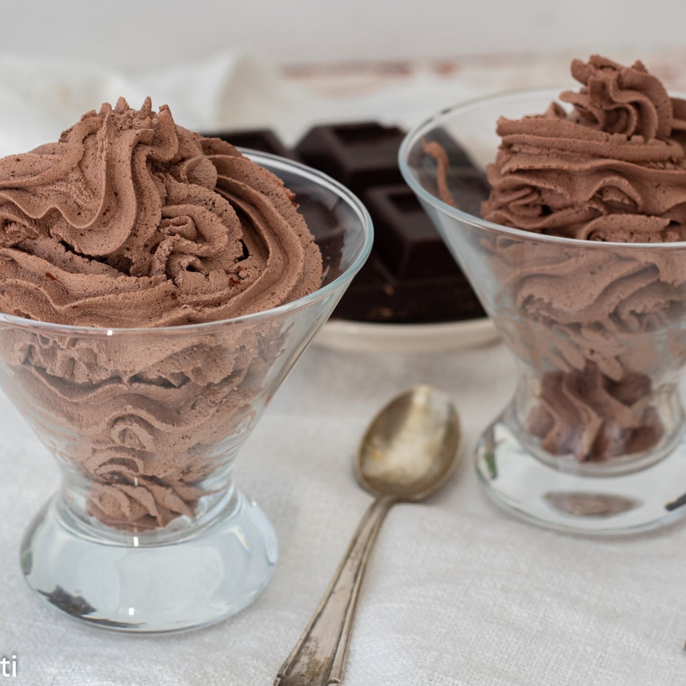 Mousse al cioccolato dessert